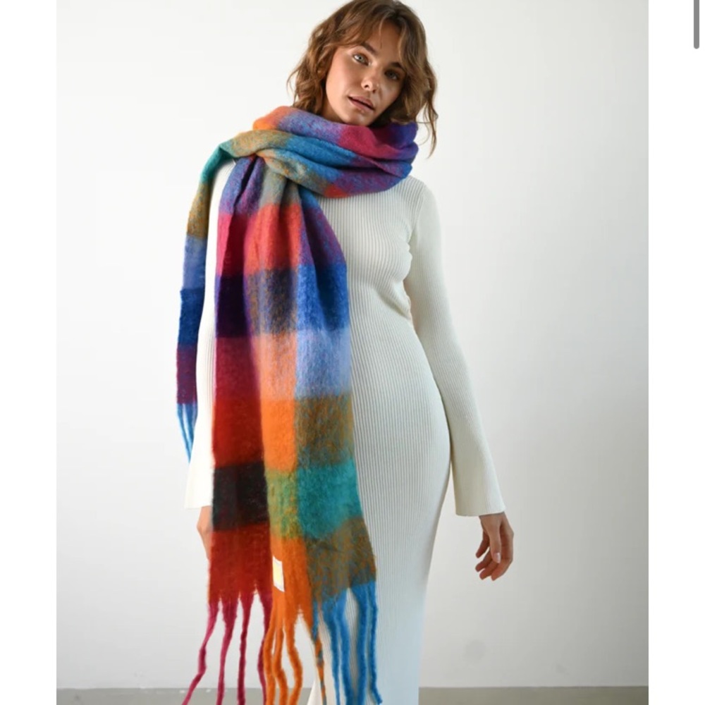 Scarf - Picture 3 of 3